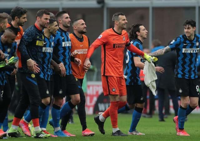 抢庄牛牛集团-完美国米击溃疲惫米兰！德比3球差距是争冠分水岭？